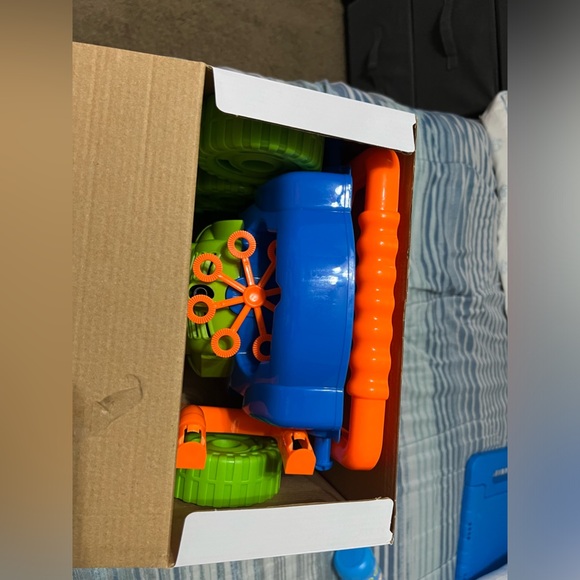 Bubble Lawn Mower Toddler Toy - Picture 8 of 8